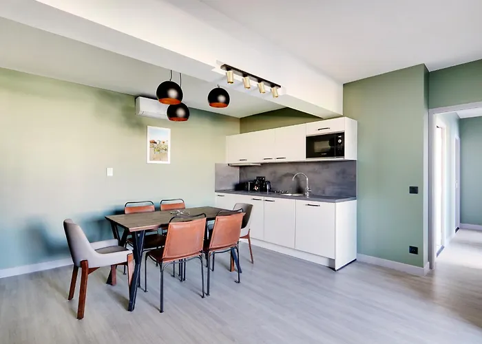 North Paris Suite